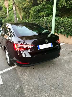 Limousine en Menton