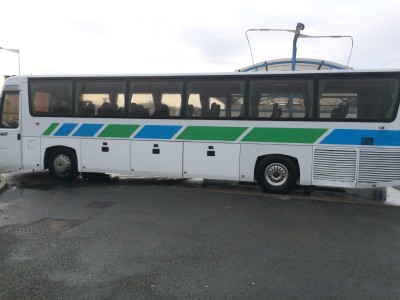 Reisbus minibus in Issy-les-Moulineaux