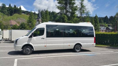 Autocar minibus en Cluses