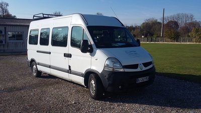 Autocar minibus en Abbeville
