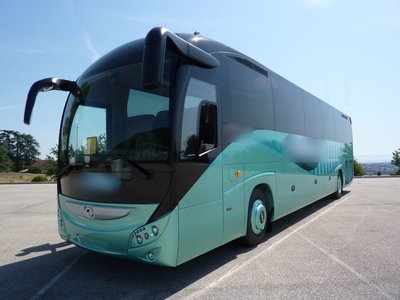Autocar minibus en Chaumont